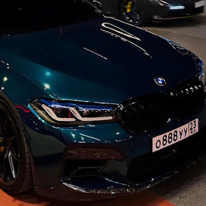 Meet your Posher, Yazan